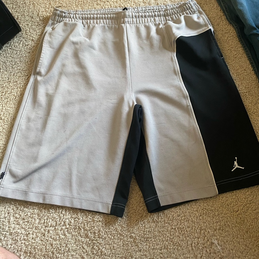 Jordan Shorts Mens Medium Black/Grey